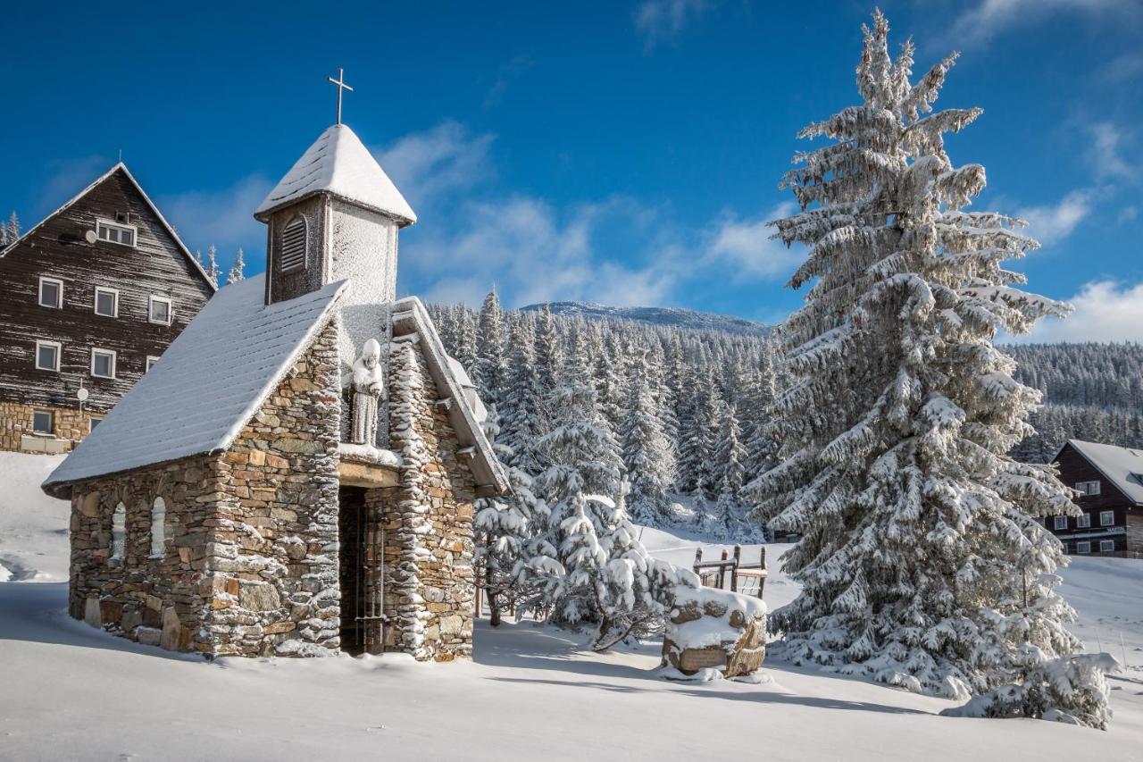 Erlebachova Bouda, Hotel - Resort Svaty Frantisek Špindlerŭv Mlýn Luaran gambar