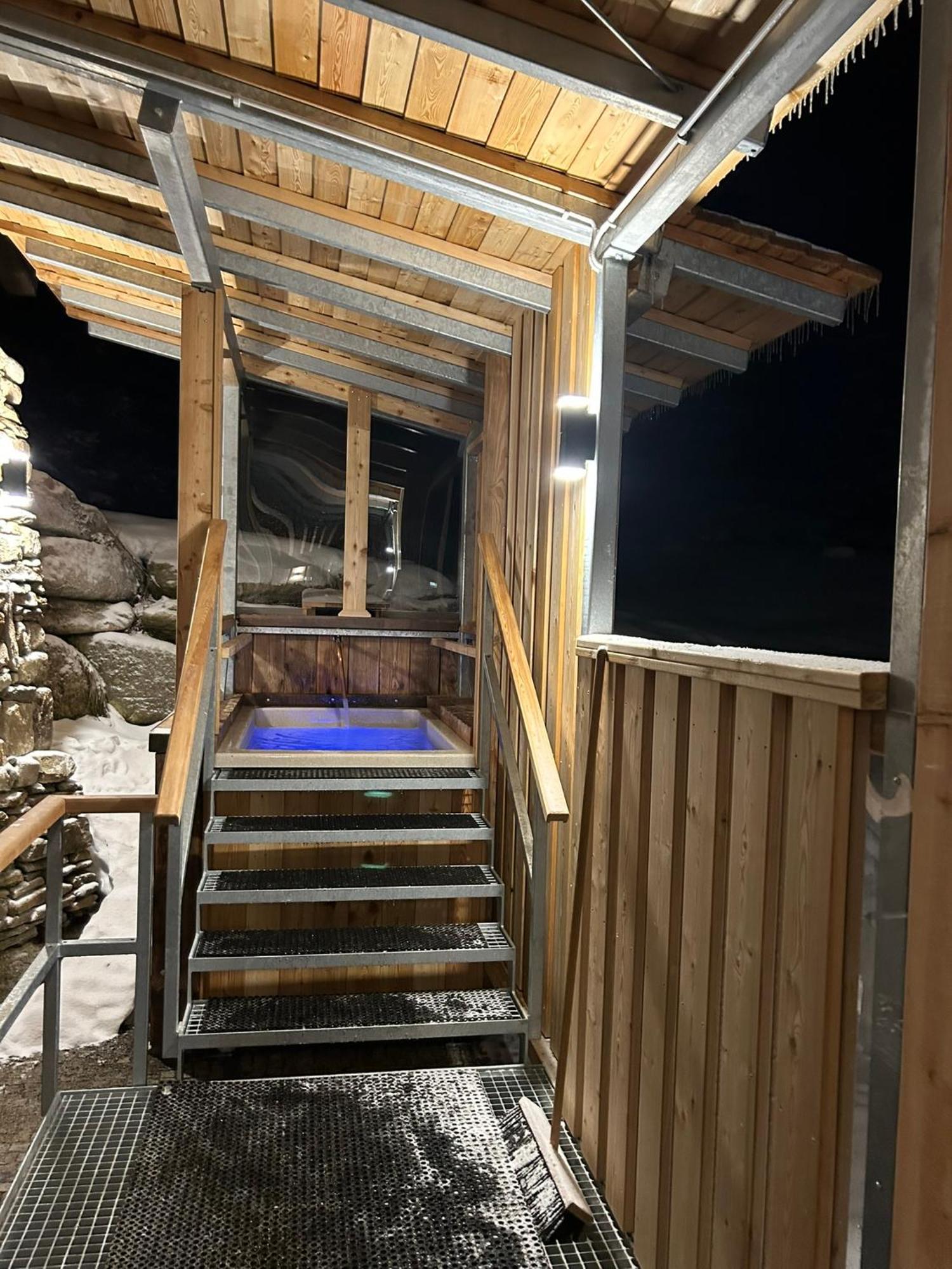 Erlebachova Bouda, Hotel - Resort Svaty Frantisek Špindlerŭv Mlýn Luaran gambar